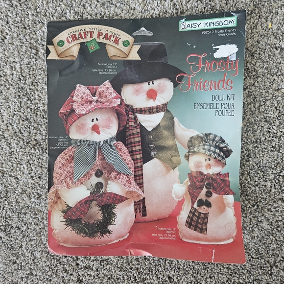 Lot of Vintage Christmas Crafts Raggamuffins Iron On Transfers Snowman Nativity - Picture 14 of 16